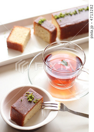 焼き菓子（ウィークエンド・シトロン）と紅茶 4713282
