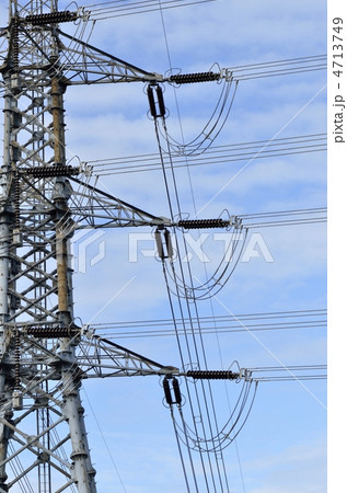 送電線の鉄塔 送電線の鉄塔 4713749