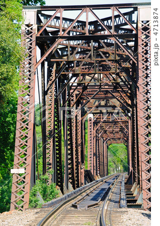 アメリカ　鉄道橋 4713874