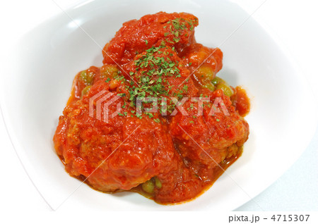 鶏肉のトマト煮込み 4715307