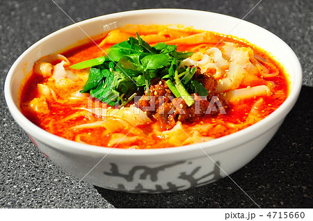 坦々刀削麺 坦々刀削麺 4715660