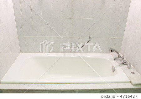浴室／明るい／白基調 4716427
