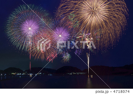 兵庫 竹野町 たけの海上花火大会 兵庫 竹野町 たけの海上花火大会 4718074