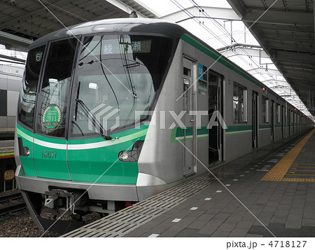 地下鉄千代田線16000系 4718127