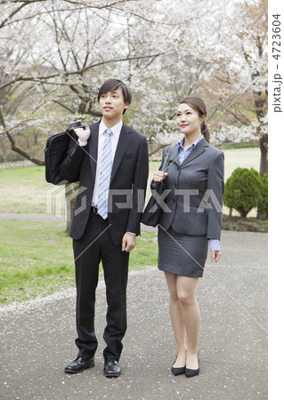 男女ビジネスマンのポートレート 男女ビジネスマンのポートレート 4723604