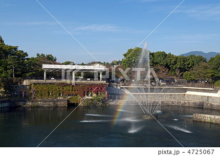 琵琶湖疎水の大噴水と虹 琵琶湖疎水の大噴水と虹 4725067