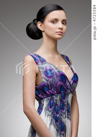 young classy brunette 4725584