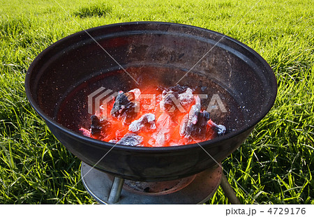barbecue grill barbecue grill 4729176