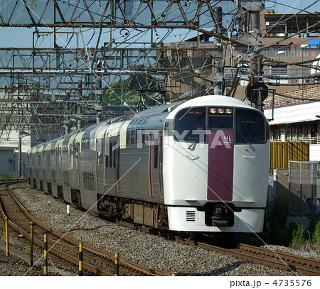 湘南ライナー　215系　大船駅 4735576