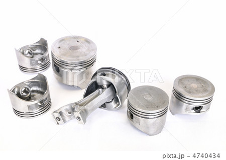 エンジンも主要部品 エンジンも主要部品 4740434