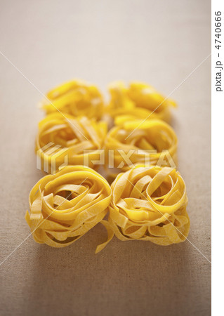 フィットチーニ 4740666