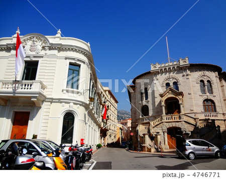 モナコ　旧市街地　宮殿と街並み 4746771