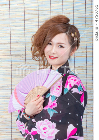 浴衣姿の女性 4750761
