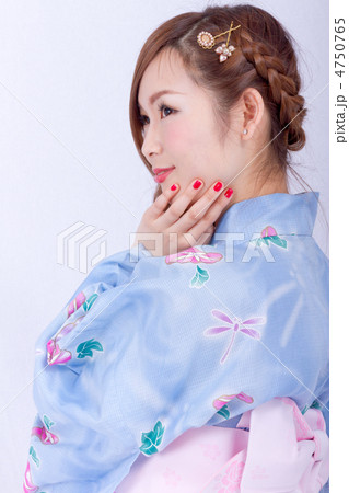 浴衣姿の女性 4750765