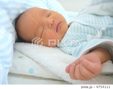 新生児～１週間 4754111