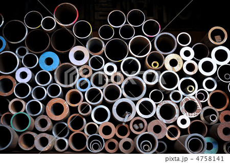 鉄パイプの集積 4758141