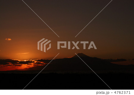 利尻岳の夕焼け 利尻岳の夕焼け 4762371