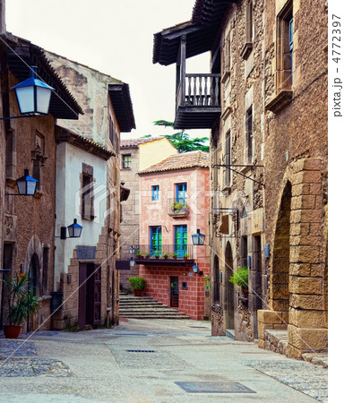 spanish street spanish street 4772397