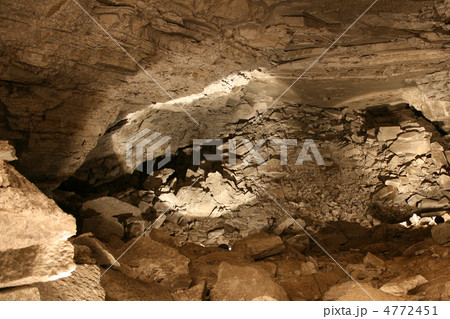 cave cave 4772451