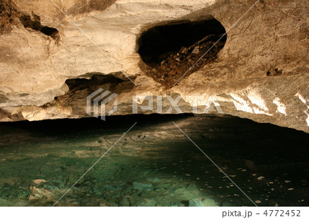 cave 4772452