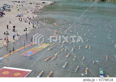 仁淀川の水中鯉のぼり 4778618