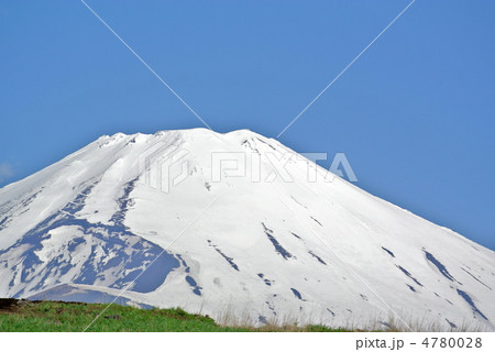 早春の富士山 4780028