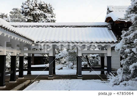 南禅寺、積雪の回廊 4785064