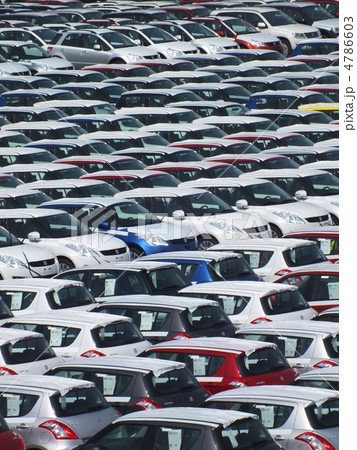 輸出車の埠頭 4786603