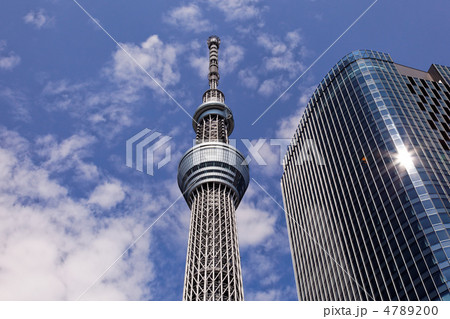 青空が広がる東京スカイツリーとイーストタワー 青空が広がる東京スカイツリーとイーストタワー 4789200