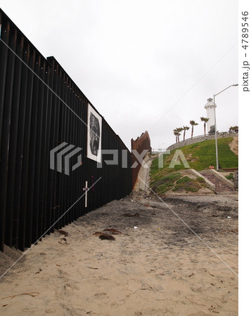 メキシコ・アメリカ国境の海岸（メキシコ側） 4789546