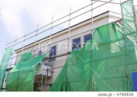 足場で囲われる一戸建て 足場で囲われる一戸建て 4789836