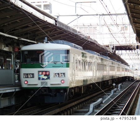 特急踊り子 185系 横浜駅 特急踊り子 185系 横浜駅 4795268