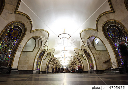 MOSCOW - FEBRUARY 2: national architecture monument - metro stat MOSCOW - FEBRUARY 2: national architecture monument - metro stat 4795926