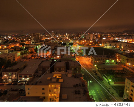 ロサンゼルス・西7番通り 4802445