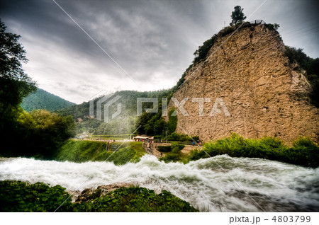 Marmore waterfalls 4803799