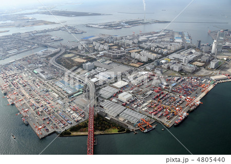 大阪南港ポートタウンを空撮 4805440
