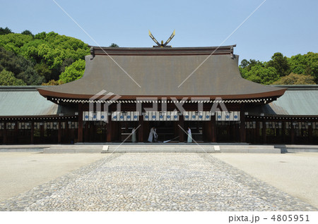 奈良　橿原神宮の内拝殿 4805951