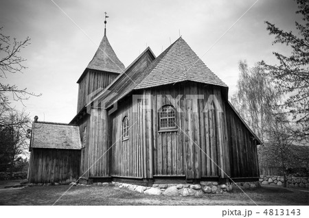 old wooden church 4813143