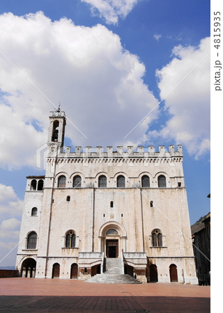 グッビオ　コンソーリ館 4815935