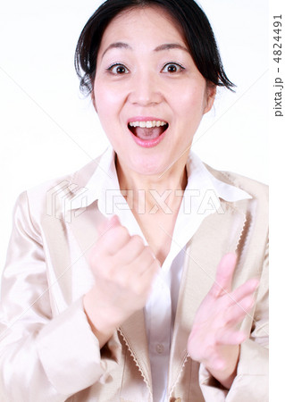 ひらめいたビジネスウーマン 4824491