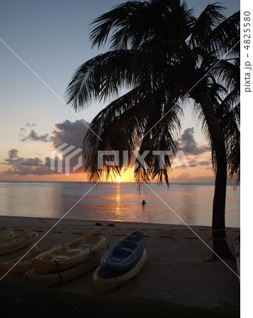 グアムの夕暮れ グアムの夕暮れ 4825580