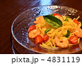エビとトマトのパスタ 4831119