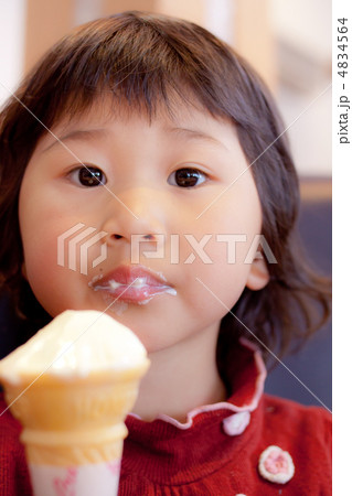 女の子 女の子 4834564