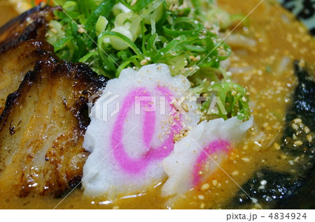 豚骨ラーメン 4834924