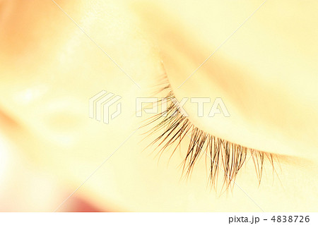 まつげのアップ 4838726