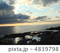 曇天と夕暮れ 4839798
