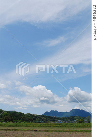 妙義山に雲湧く 群馬県 妙義山に雲湧く 群馬県 4846222