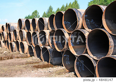 old gas pipes 4848147