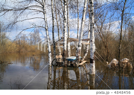 hunting cabin in water 4848456