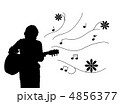 ギターを奏でる 4856377
